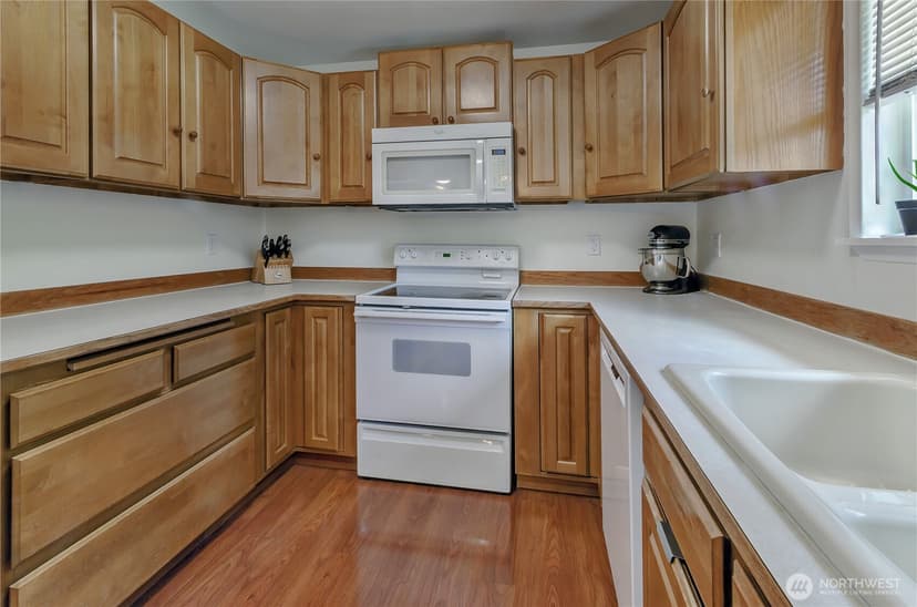 Property photo for 32318 110th Avenue SE, Auburn photo 12