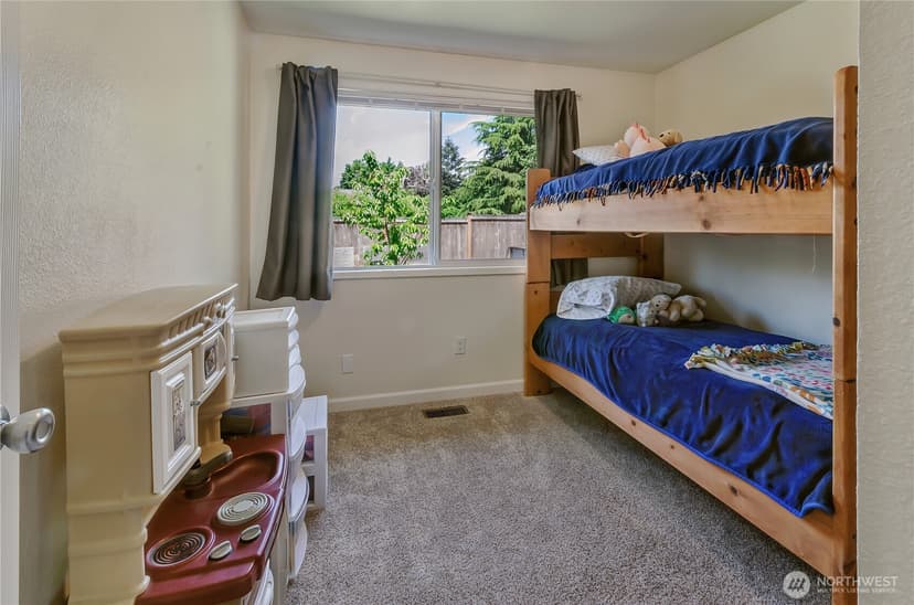 Property photo for 32318 110th Avenue SE, Auburn photo 17