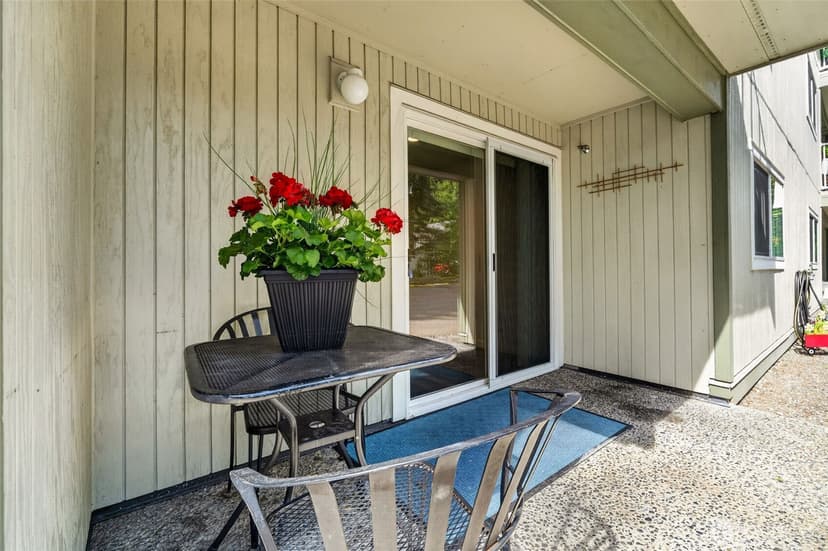 Property photo for 5822 200th Street SW #5822F, Lynnwood photo 3