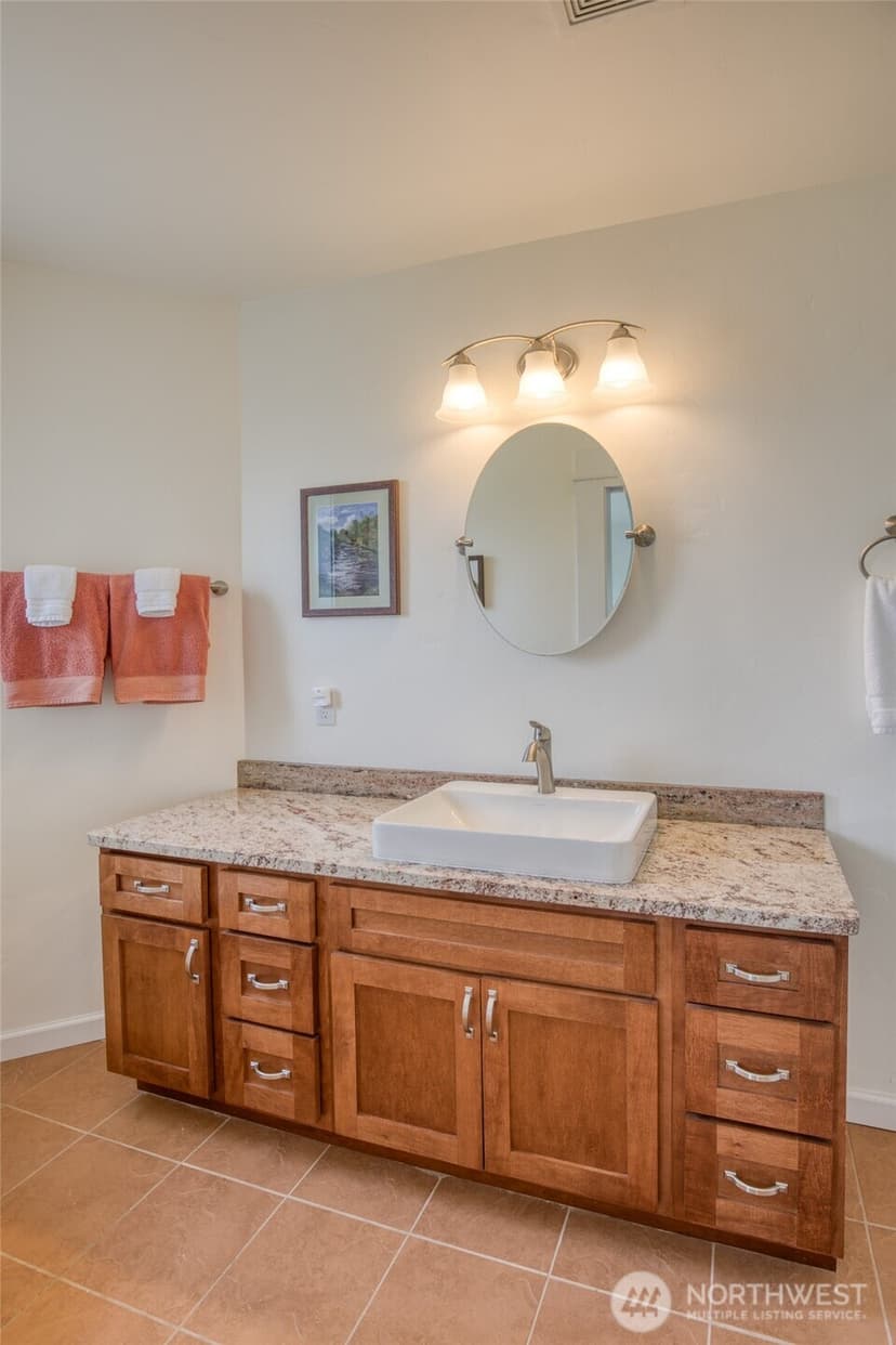 Property photo for 769 S Sand Dune Avenue SW, Ocean Shores photo 19