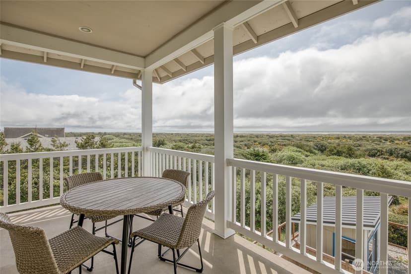 Property photo for 769 S Sand Dune Avenue SW, Ocean Shores photo 15