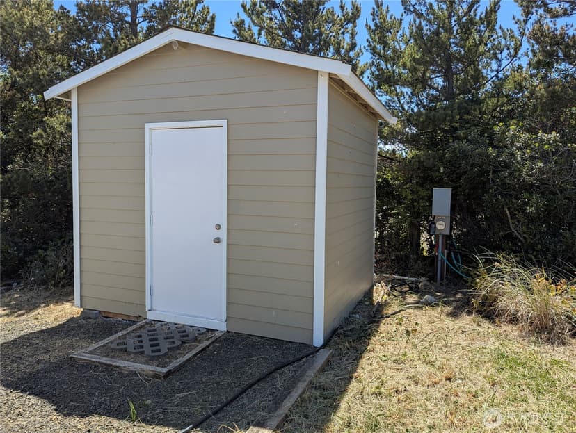 Property photo for 773 S Sand Dune Avenue SW, Ocean Shores photo 4