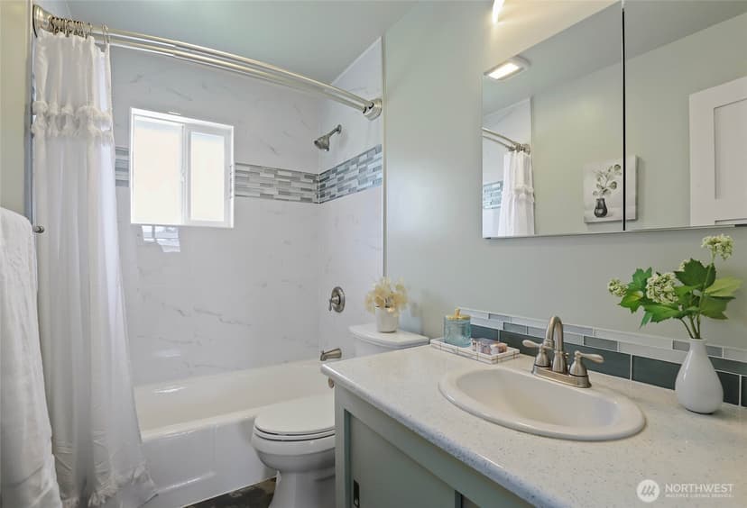 Property photo for 2402 Union Avenue NE, Renton photo 15