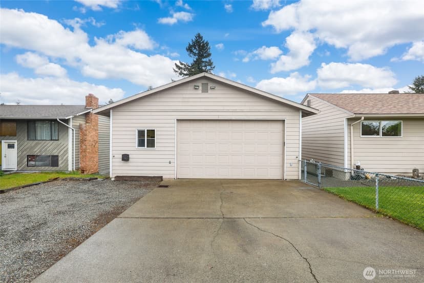 Property photo for 2402 Union Avenue NE, Renton photo 28