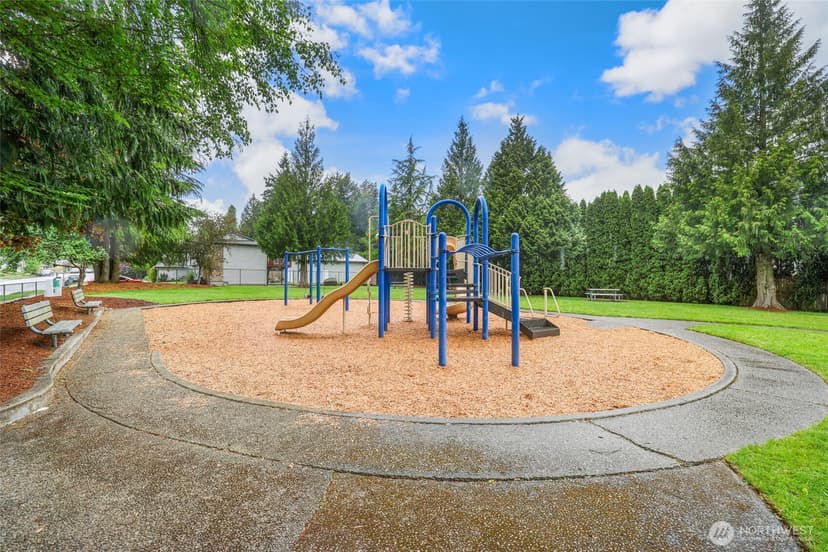 Property photo for 2402 Union Avenue NE, Renton photo 31