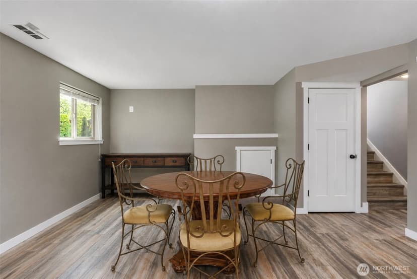 Property photo for 11719 8th Street E, Edgewood photo 25