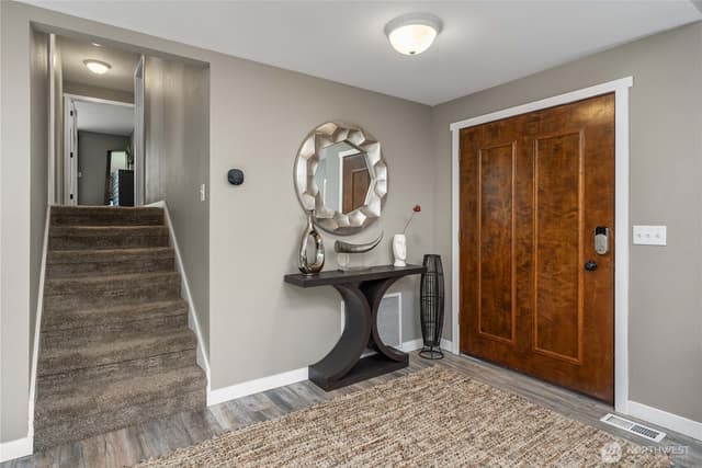 Property photo for 11719 8th Street E, Edgewood photo 3