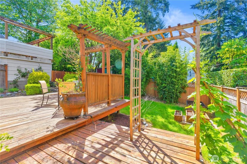 Property photo for 547 NE 91st Street, Seattle photo 32
