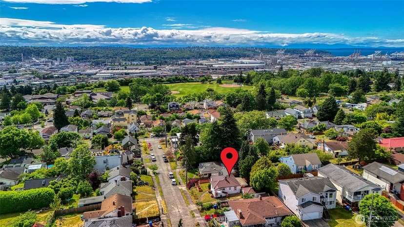 Property photo for 1330 S Ferdinand Street, Seattle photo 18