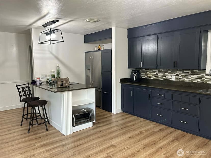 Property photo for 7324 S 131st Court, Seattle photo 15