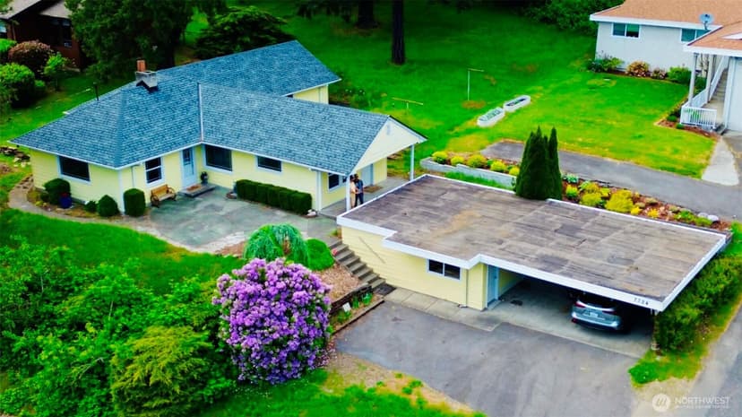 Property photo for 7324 S 131st Court, Seattle