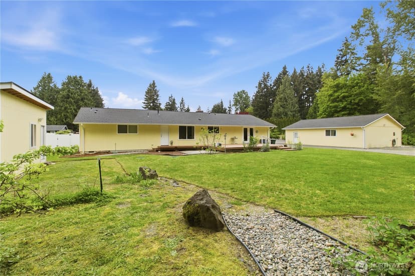 Property photo for 2727 108th Avenue E, Edgewood photo 30