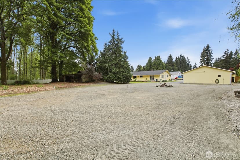 Property photo for 2727 108th Avenue E, Edgewood photo 35
