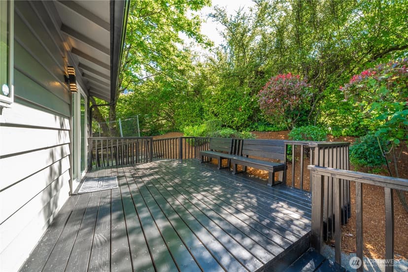 Property photo for 5227 56th Avenue S, Seattle photo 27
