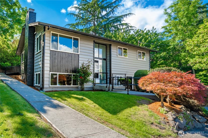 Property photo for 5227 56th Avenue S, Seattle photo 30