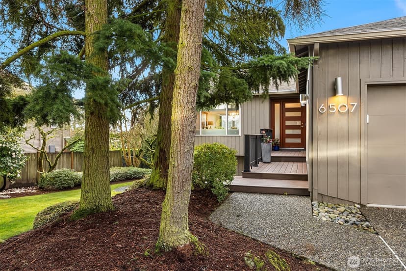 Property photo for 6507 113th Avenue NE, Kirkland