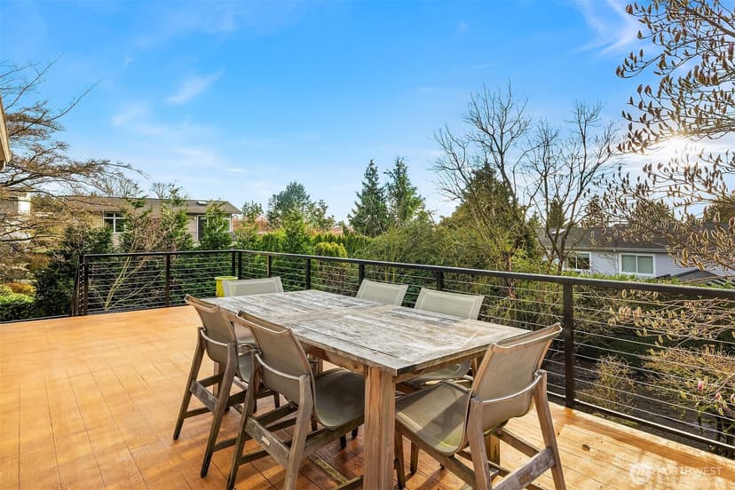 Property photo for 6507 113th Avenue NE, Kirkland photo 10