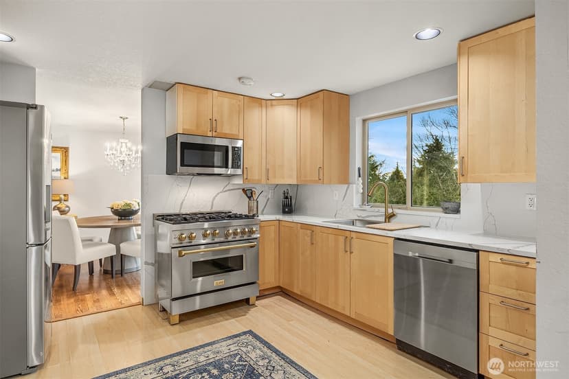 Property photo for 6507 113th Avenue NE, Kirkland photo 14