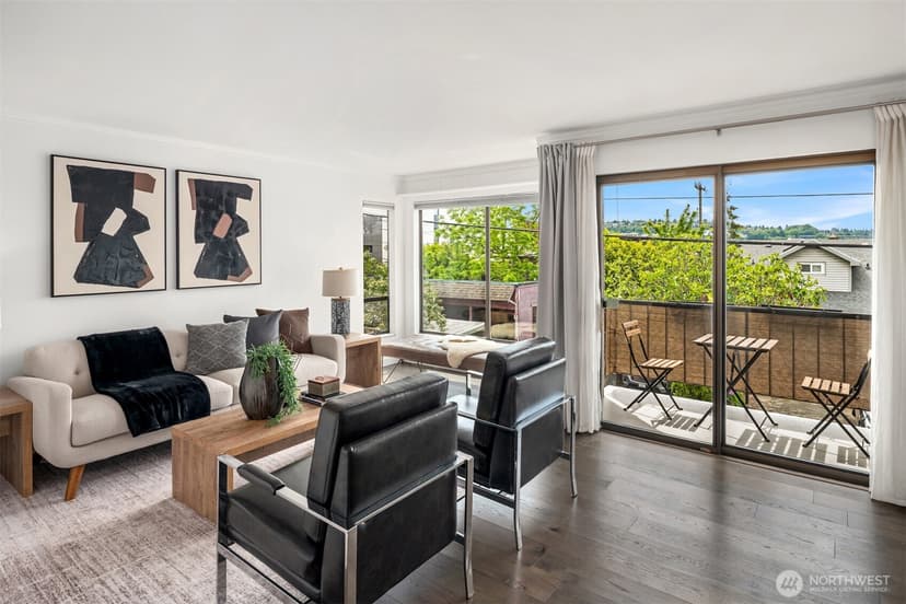 Property photo for 2633 Franklin Avenue E #102, Seattle photo 8