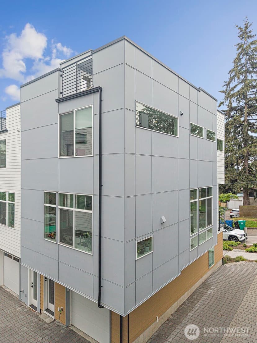 Property photo for 902 N 86th Street, Seattle photo 35