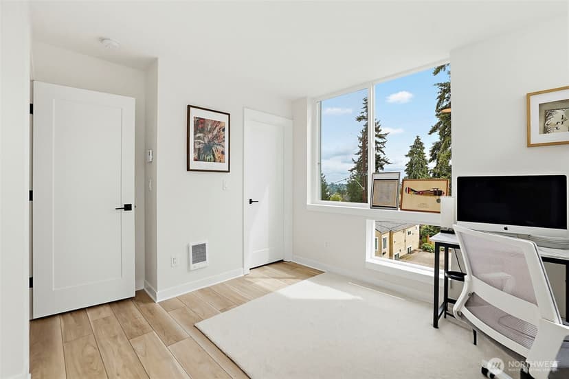 Property photo for 902 N 86th Street, Seattle photo 26