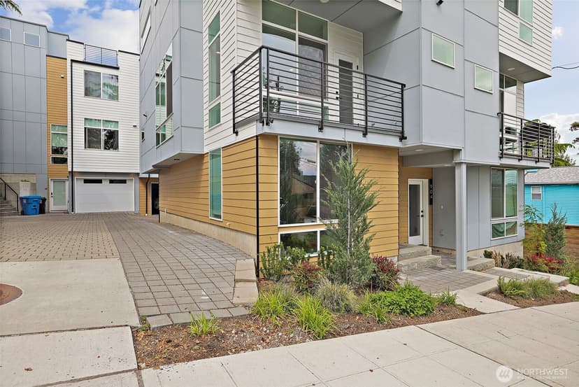 Property photo for 902 N 86th Street, Seattle photo 36