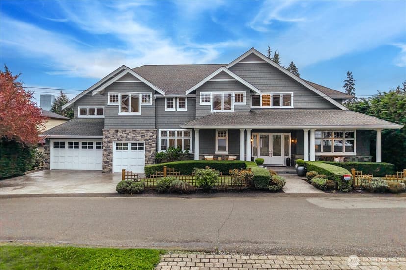 Property photo for 10021 NE 16th Place, Bellevue