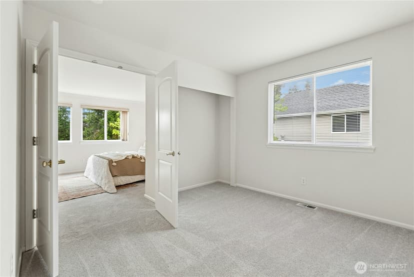Property photo for 14708 54th Avenue SE, Everett photo 31