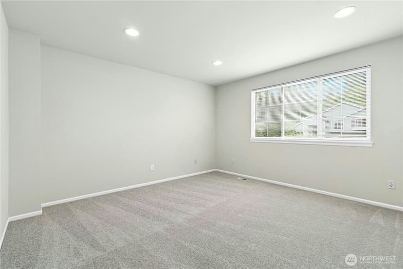 Property photo for 14708 54th Avenue SE, Everett photo 34