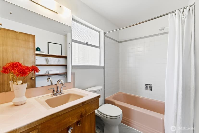 Property photo for 18014 58th Ave NE, Kenmore photo 18