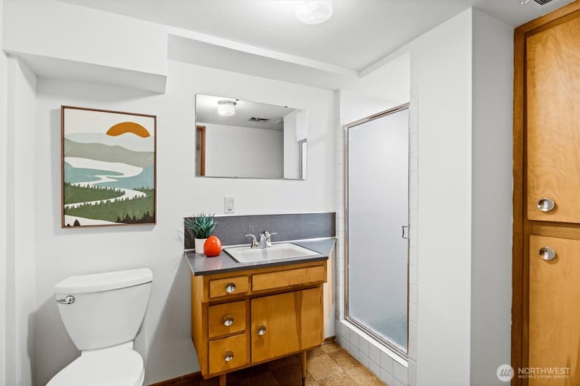Property photo for 18014 58th Ave NE, Kenmore photo 23