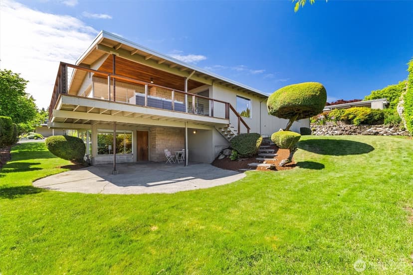 Property photo for 18014 58th Ave NE, Kenmore photo 28