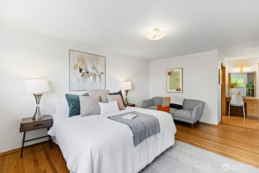 Property photo for 18014 58th Ave NE, Kenmore photo 16