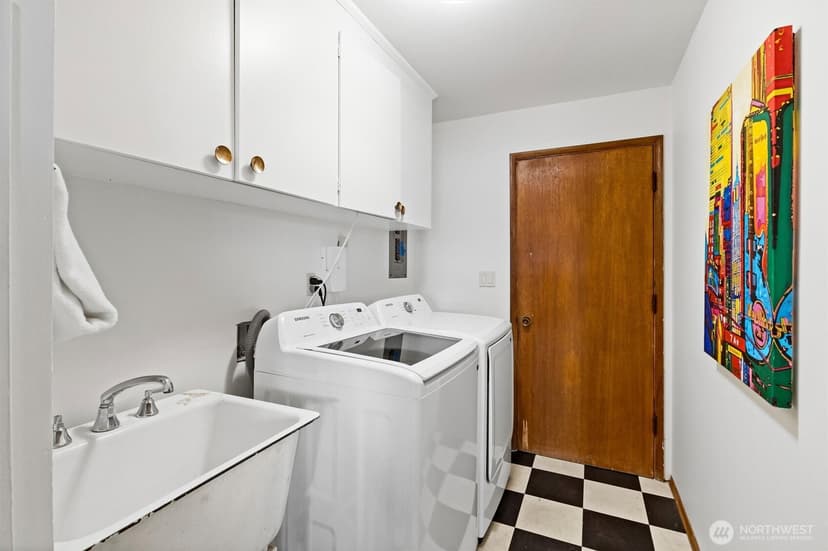 Property photo for 18014 58th Ave NE, Kenmore photo 24