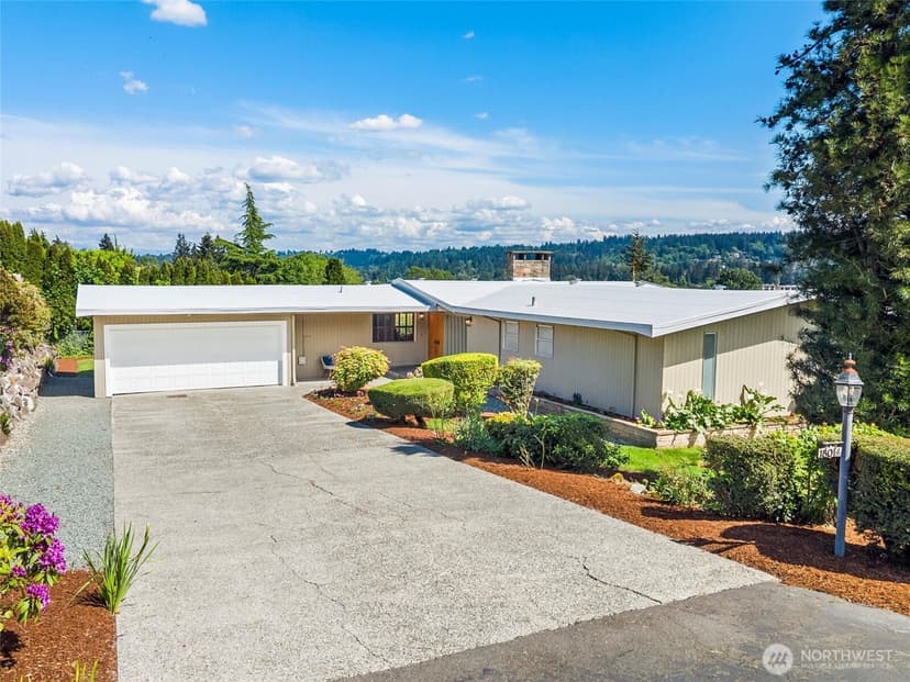 Property photo for 18014 58th Ave NE, Kenmore