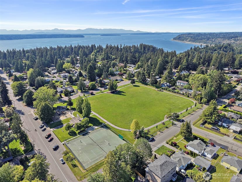 Property photo for 1410 SW 149th Street, Burien photo 36