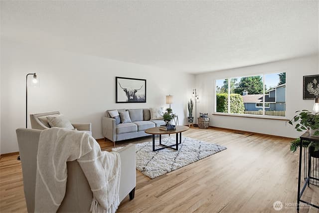 Property photo for 1410 SW 149th Street, Burien photo 5