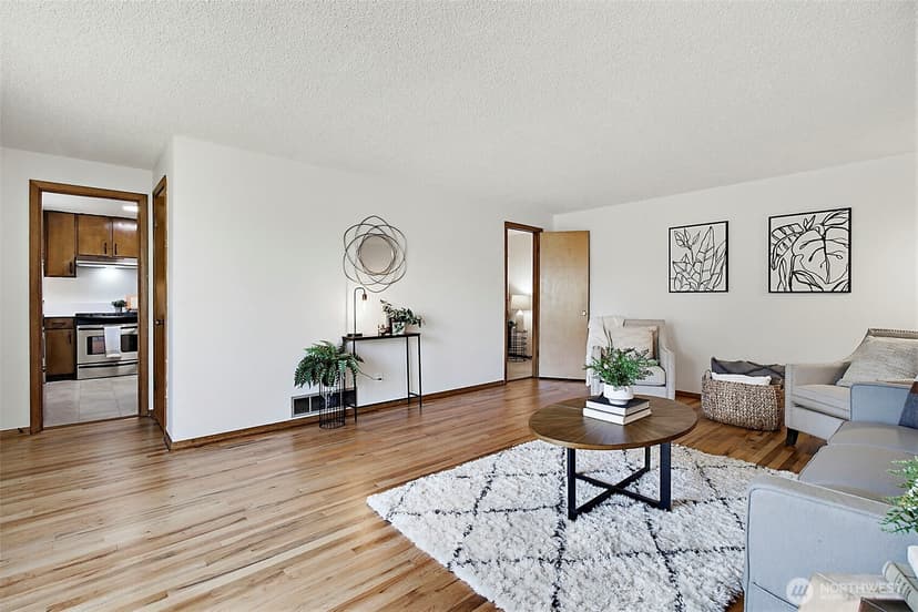Property photo for 1410 SW 149th Street, Burien photo 7