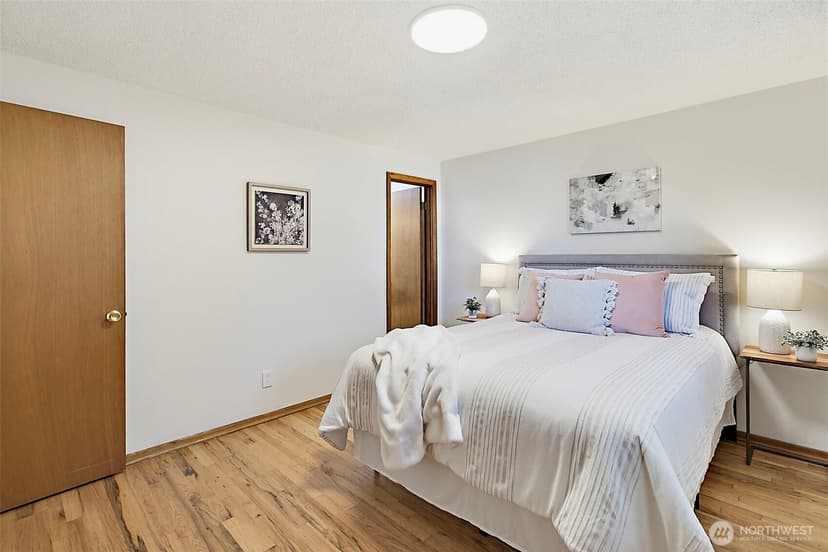 Property photo for 1410 SW 149th Street, Burien photo 20
