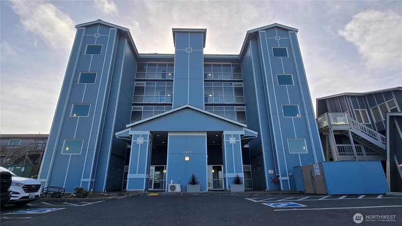 Property photo for 1307 Ocean Shores Boulevard SW #N52, Ocean Shores photo 16