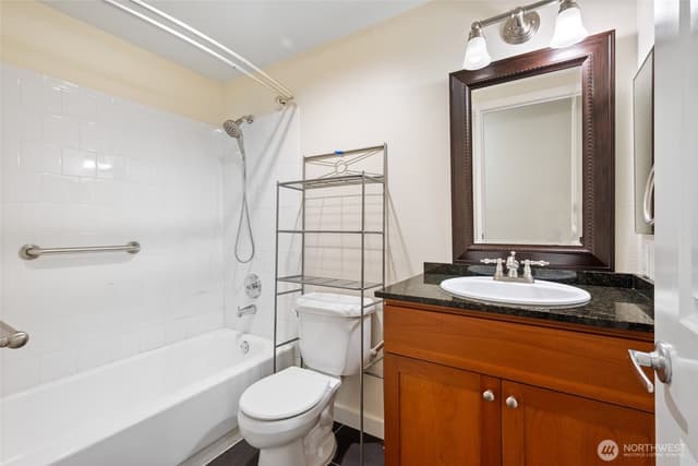 Property photo for 14010 NE 181st Place #C102, Woodinville photo 5