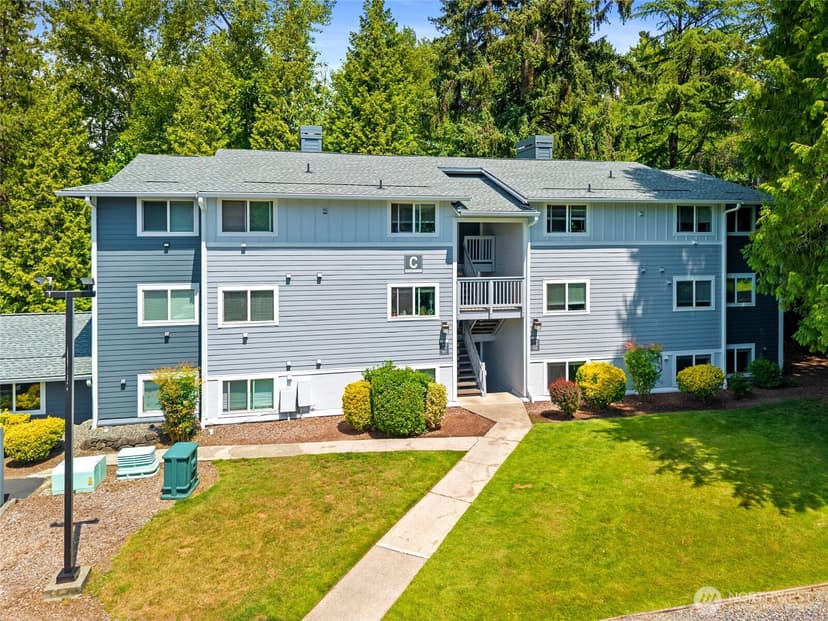 Property photo for 14010 NE 181st Place #C102, Woodinville photo 18