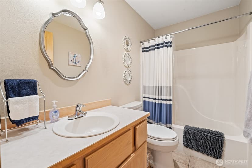 Property photo for 808 W Manson Highway #C303, Chelan photo 17