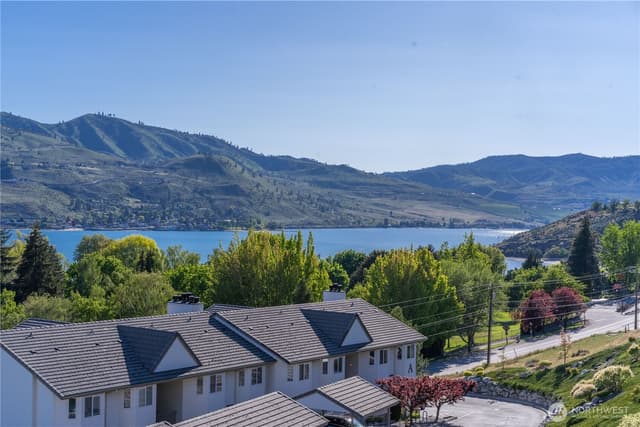 Property photo for 808 W Manson Highway #C303, Chelan