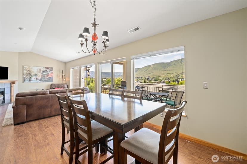 Property photo for 808 W Manson Highway #C303, Chelan photo 10
