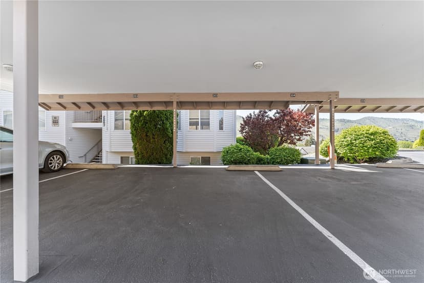 Property photo for 808 W Manson Highway #C303, Chelan photo 19