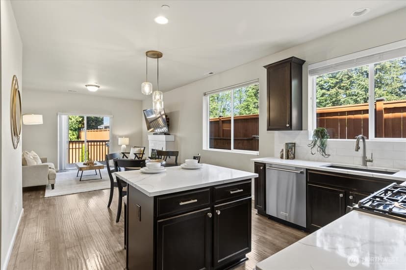 Property photo for 14225 56th Place W, Edmonds photo 13