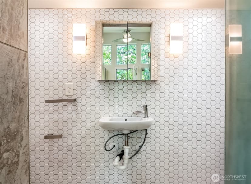 Property photo for 3855 21st Avenue SW, Seattle photo 18