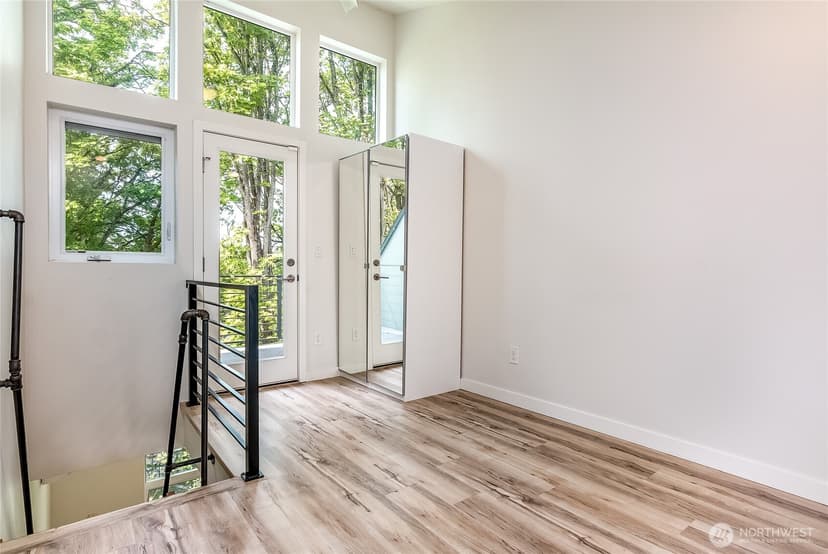 Property photo for 3855 21st Avenue SW, Seattle photo 16