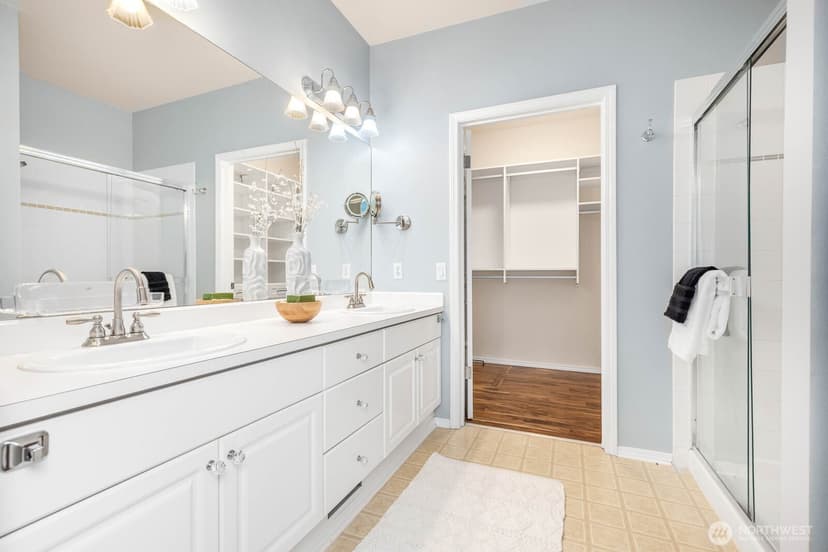 Property photo for 600 228th Street SW #I101, Bothell photo 13